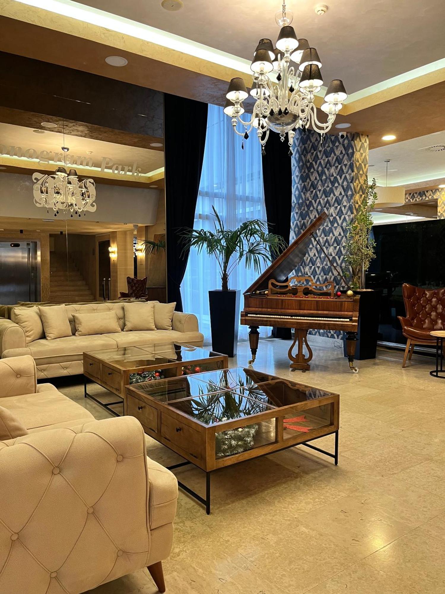Hotel Monogram Park 루마 외부 사진