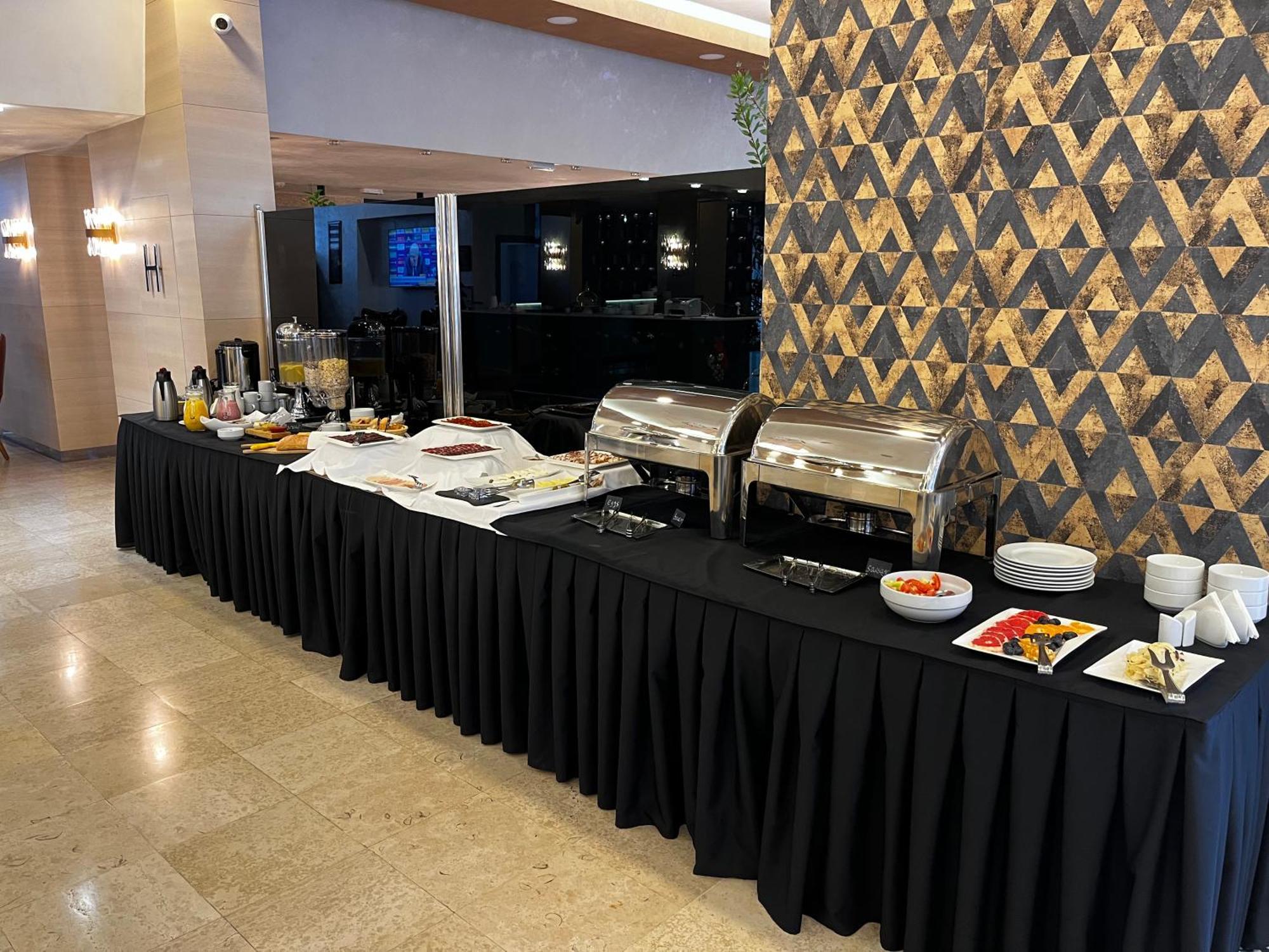 Hotel Monogram Park 루마 외부 사진