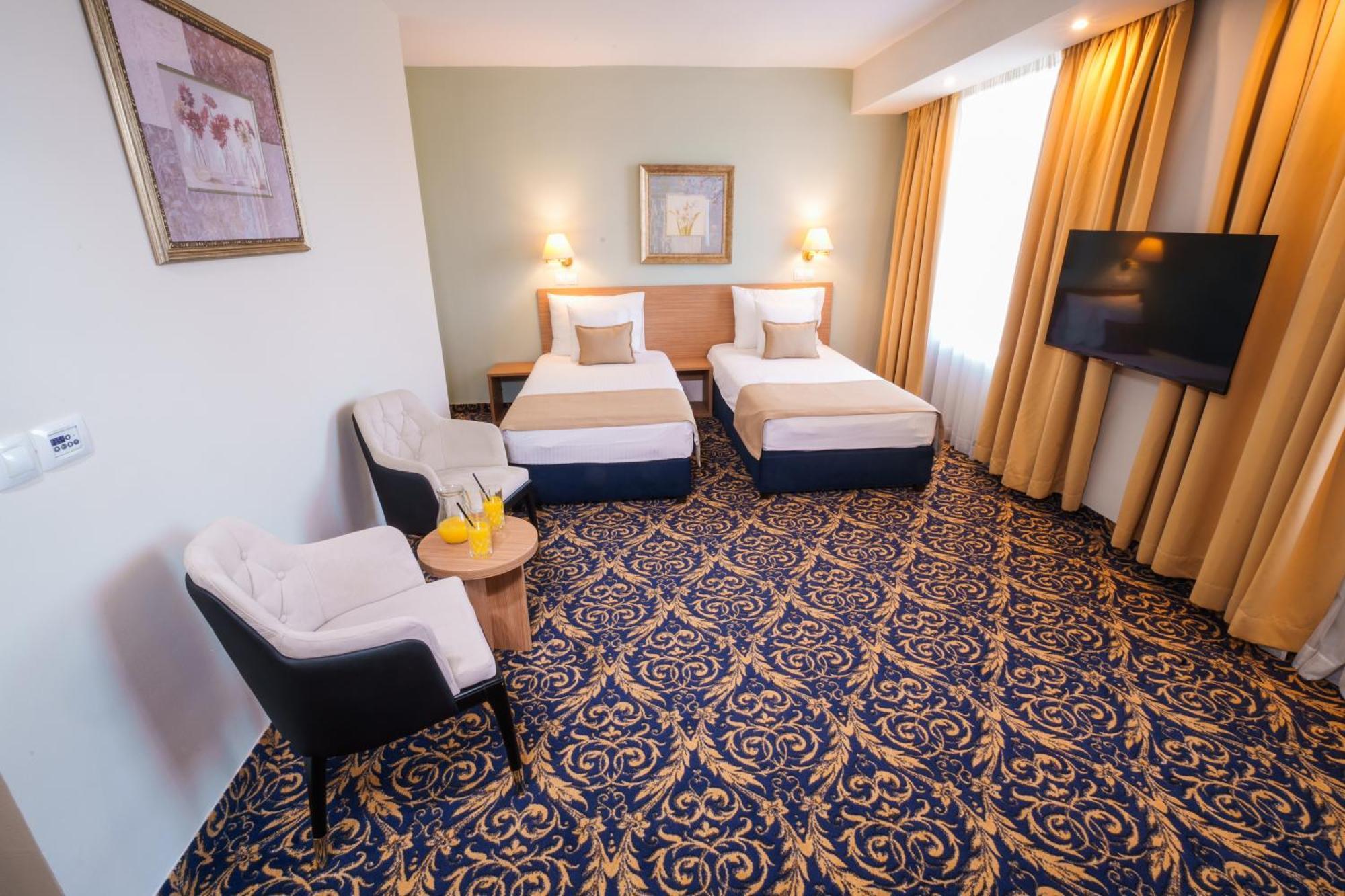 Hotel Monogram Park 루마 외부 사진