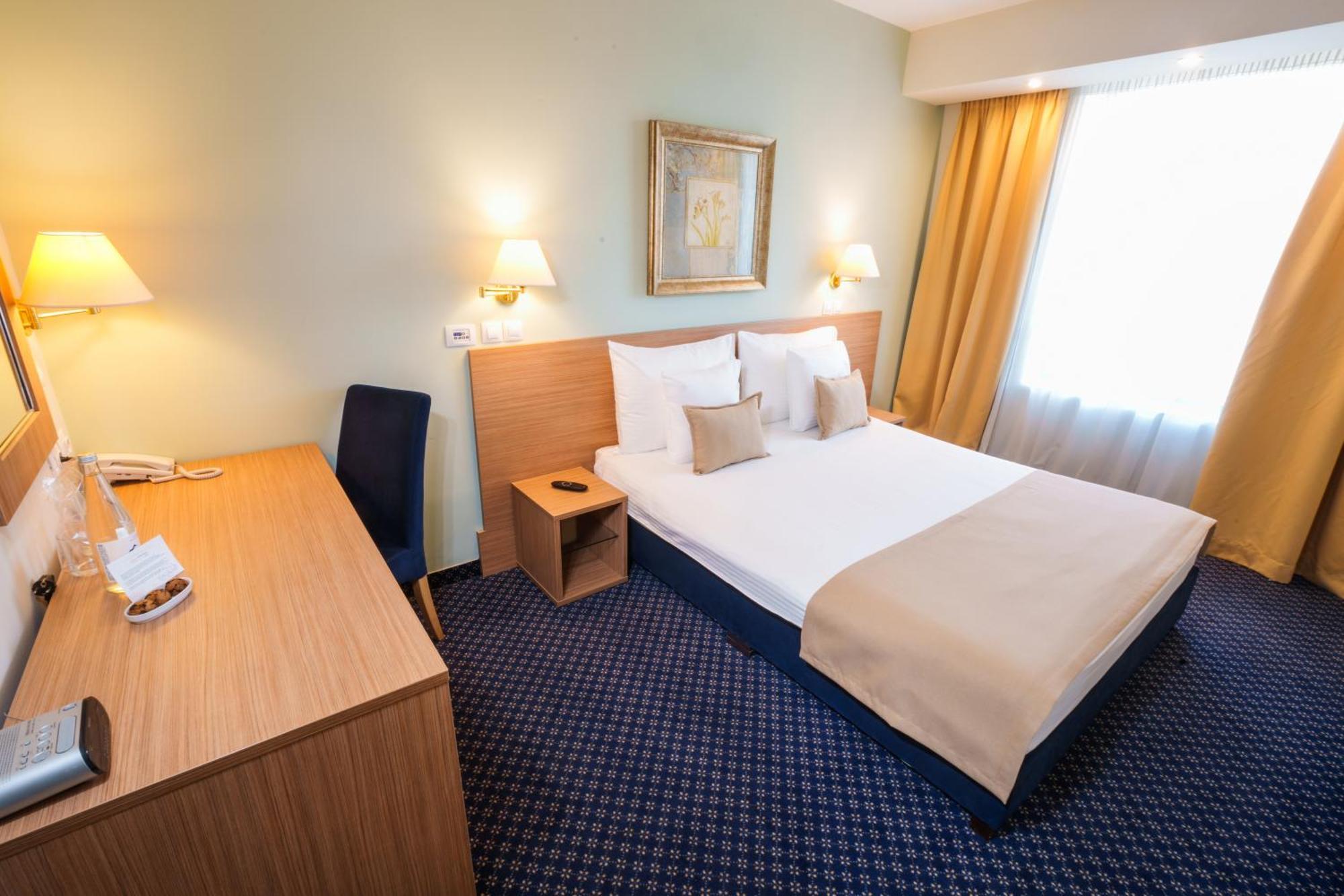 Hotel Monogram Park 루마 외부 사진