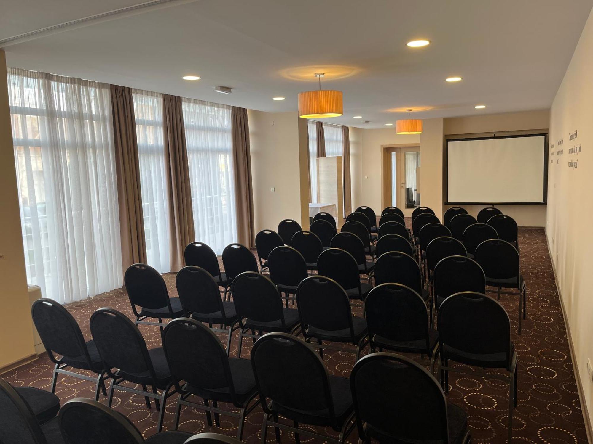 Hotel Monogram Park 루마 외부 사진